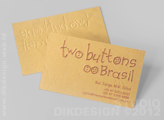 Two Buttons Brasil Card Design